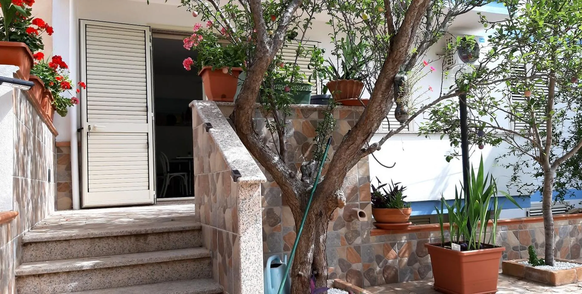 Phiniscollis B&B La Caletta Bed and breakfast