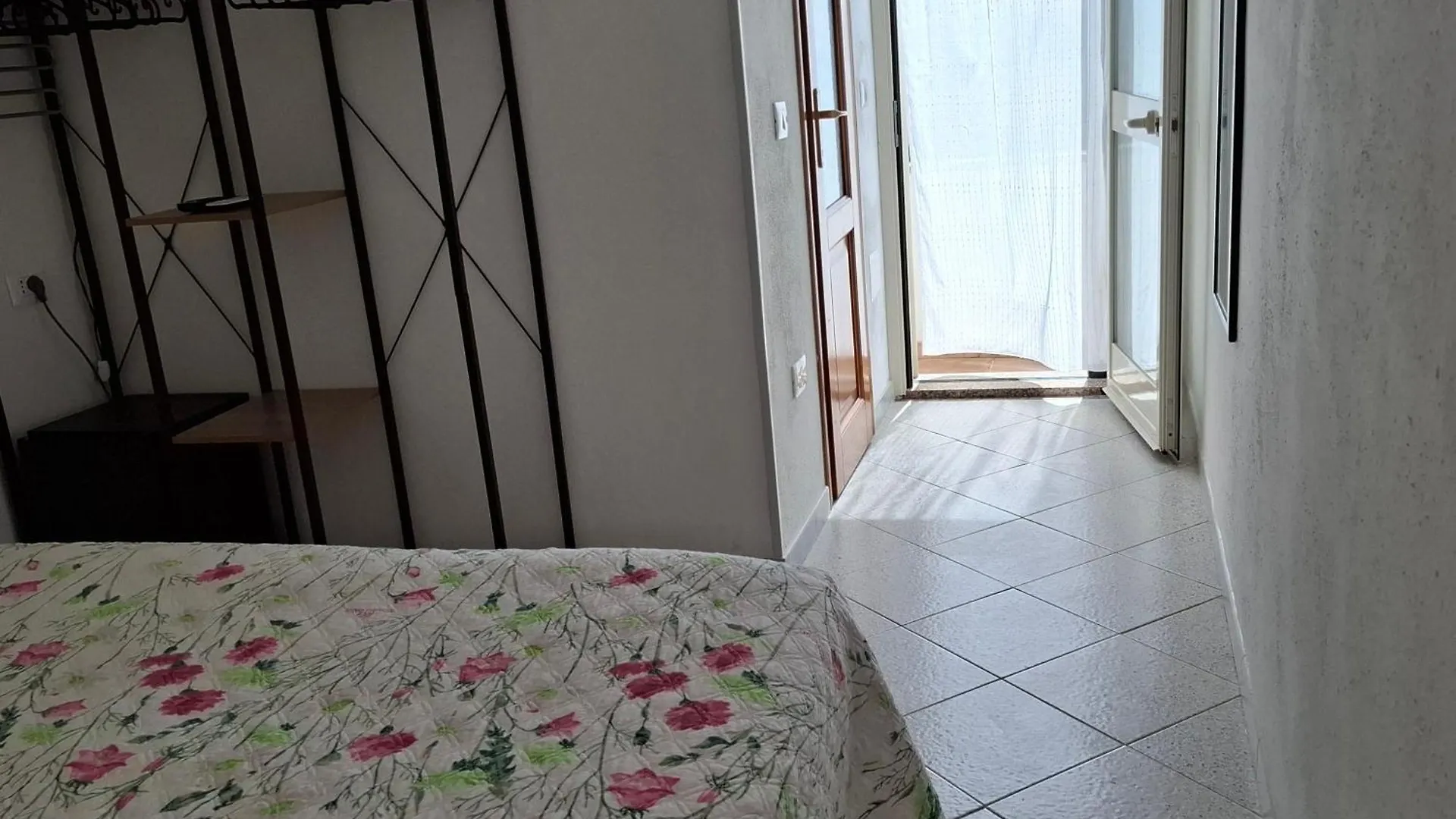 Phiniscollis B&B La Caletta 0*,  Italia
