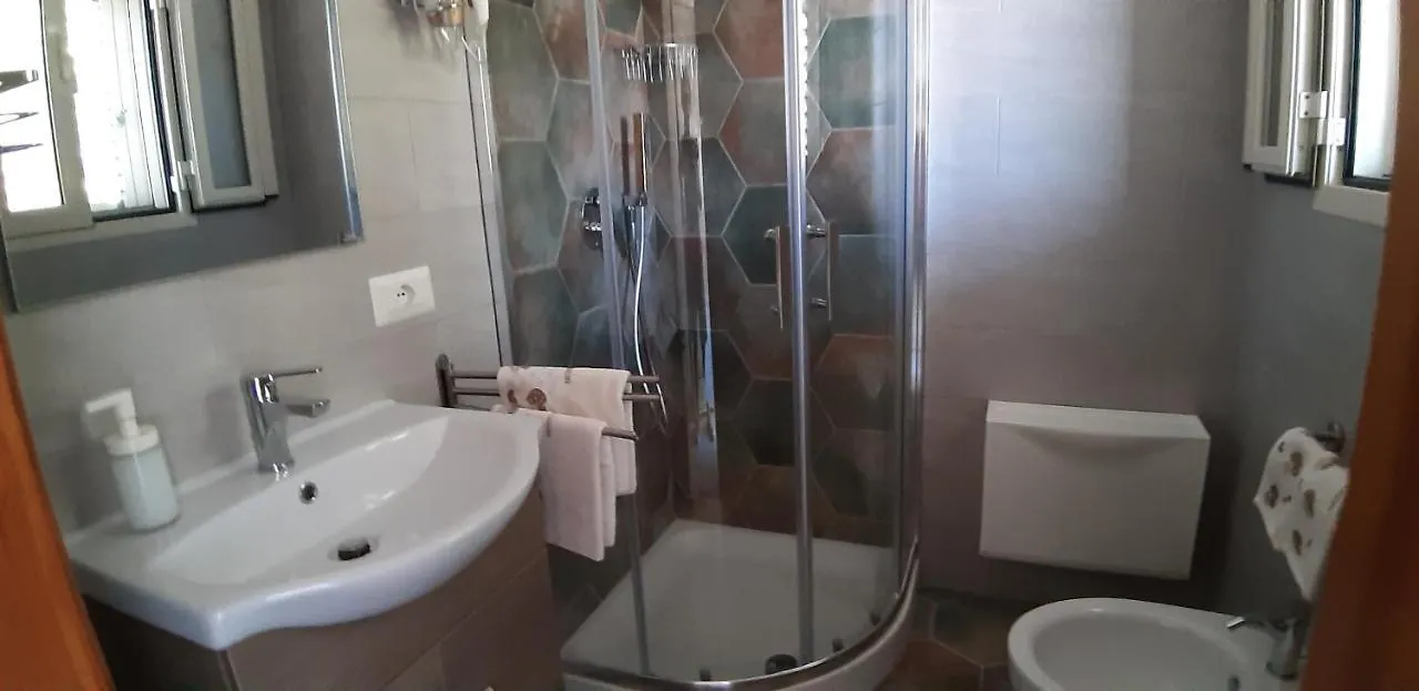 Phiniscollis B&B La Caletta Bed & Breakfast