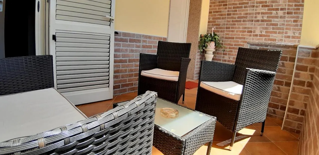 Phiniscollis B&B La Caletta 0*,  Italy