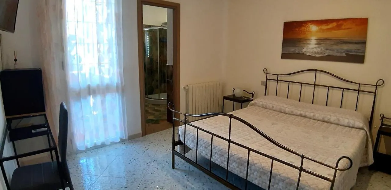 Phiniscollis B&B La Caletta Bed & Breakfast